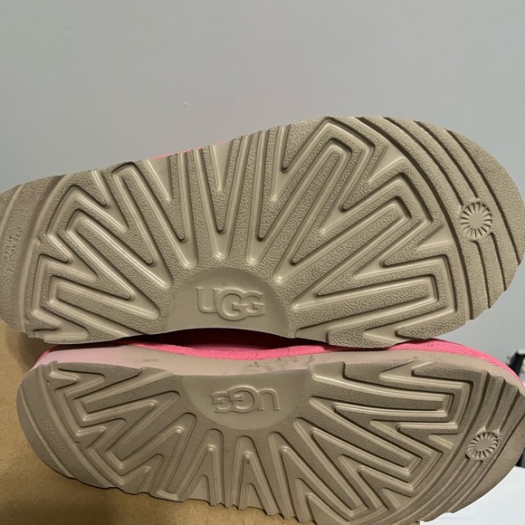 Girls Ugg Bailey Zip - Picture 6 of 6